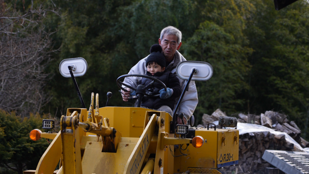 トラクター 運転 孫