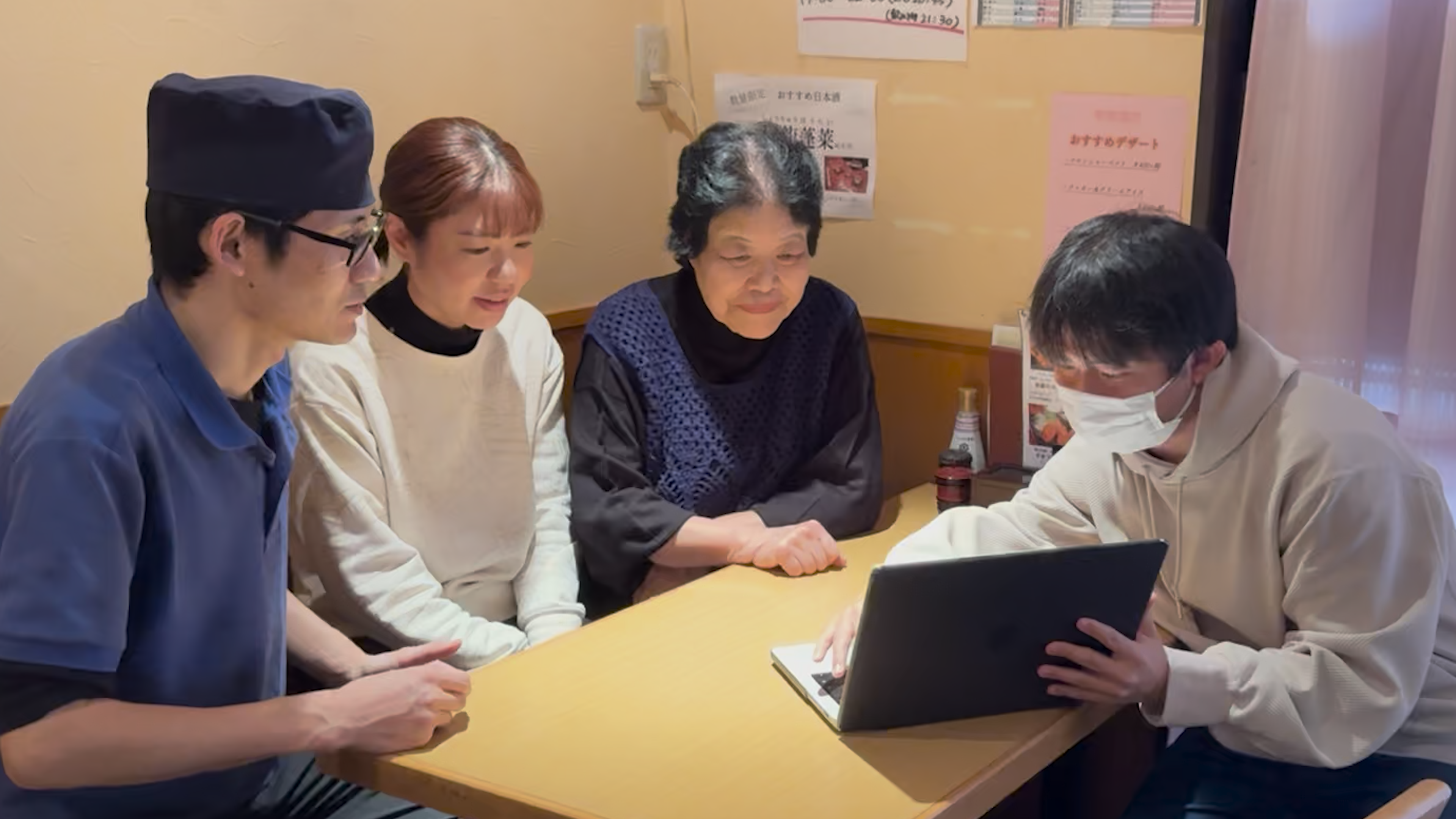 説明　打ち合わせ　動画制作　終活